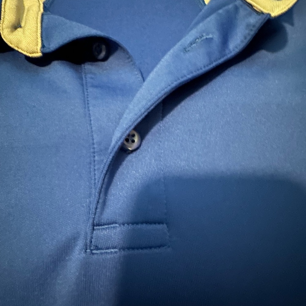 Under Armour Men's Blue and Gray Polo Shirt - Picture 4 of 9